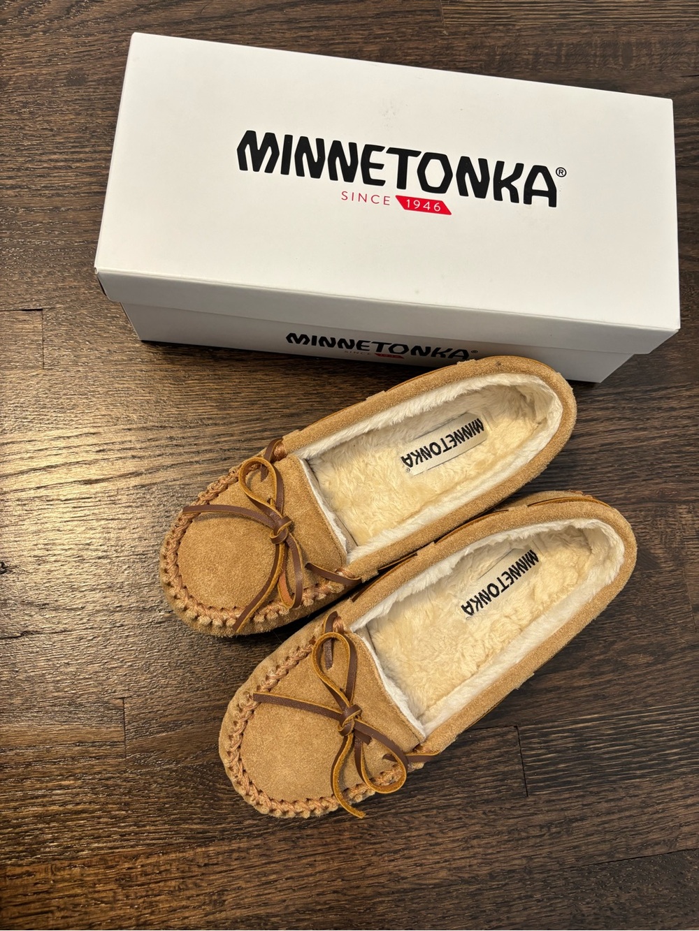 Minnetonka Women's Tan Suede Moccasin Slipper with Shearling Lining